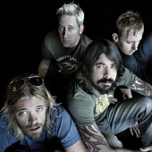 FOO FIGHTERS