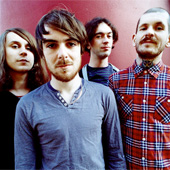 PULLED APART BY HORSES BIOGRAPHIE