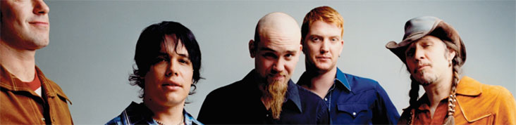 QUEENS OF THE STONE AGE : NOUVEAU SINGLE MY GOD IS THE SUN EN ECOUTE