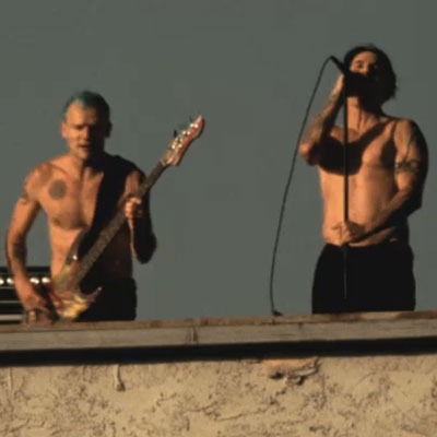RED HOT CHILI PEPPERS : VIDEO THE ADVENTURES OF RAIN DANCE MAGGIE