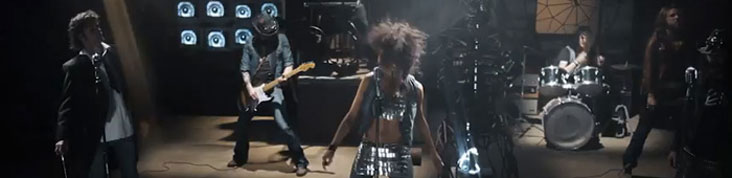 BERTRAND CANTAT FAIT SON RETOUR EN VIDEO AVEC SHAKA PONK