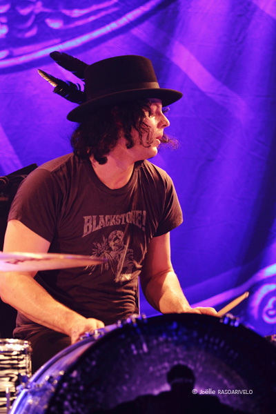 thedeadweather_2779_jr_2010