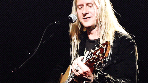 jerry_cantrell_messie_1