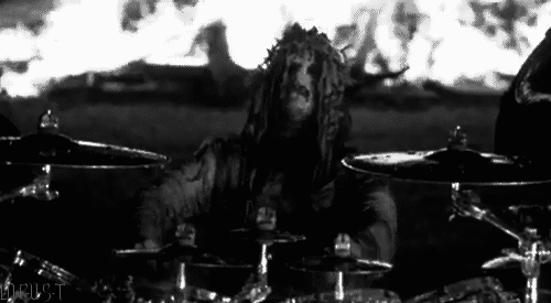 joey_jordison_drumming