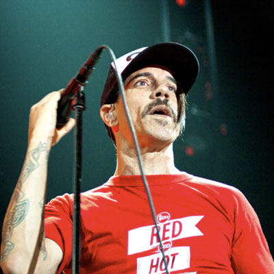 RED HOT CHILI PEPPERS LIVE BERCY 2011
