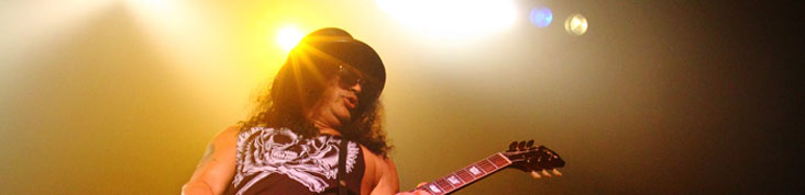 SLASH @ LE BATACLAN 2010