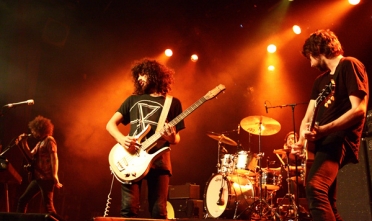 Wolfmother_1740_jr_2010