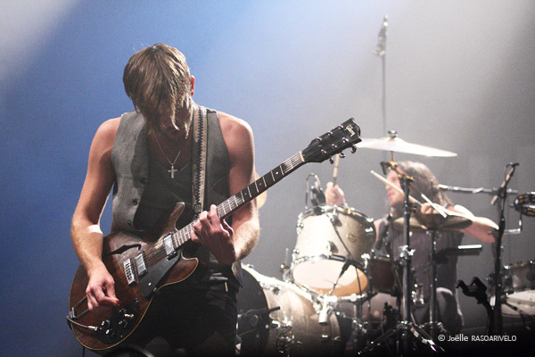 kingsofleon_f_jr_2008_