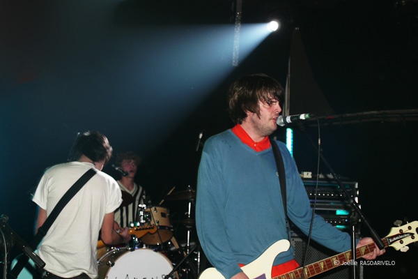 klaxons_b_jr_2007