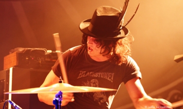 thedeadweather_2777_jr_2010