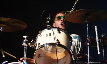 thetingtings_733_jr_2009