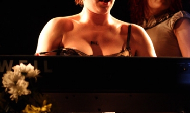 amandapalmer_924_jr_2008