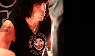 markyramone_3079_jr_2010