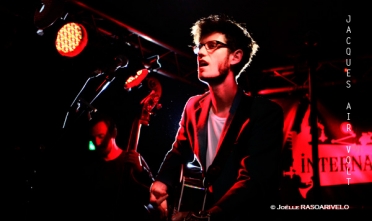 a_7447_jr_2011