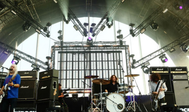 dinosaur_jr_eurockeennes