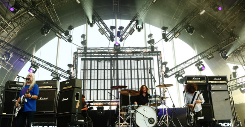 dinosaur_jr_eurockeennes