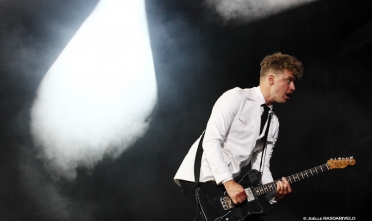 thehives_6815_joellerasoarivelo_2014.JPG