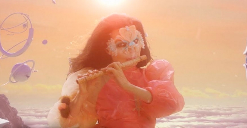 bjork_the_gate_video