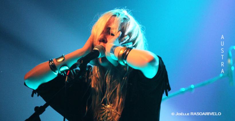 austra_concert_machine_moulin_rouge_2021