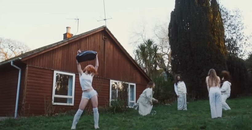 wet_leg_catch_these_fists_video
